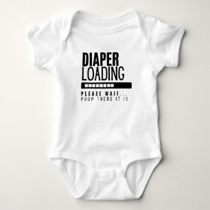 Laddning av blöjor.... Vänta T Shirt