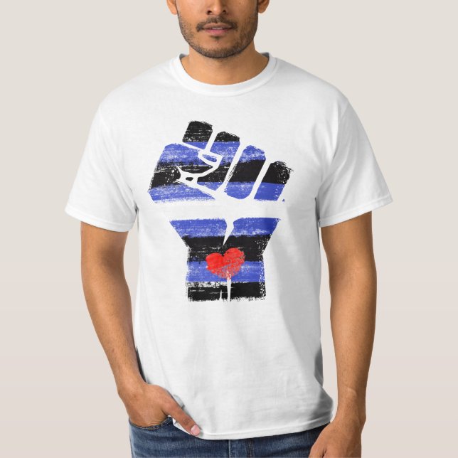 LÄDER MOTSTÅ NÄVVE T SHIRT (Framsida)