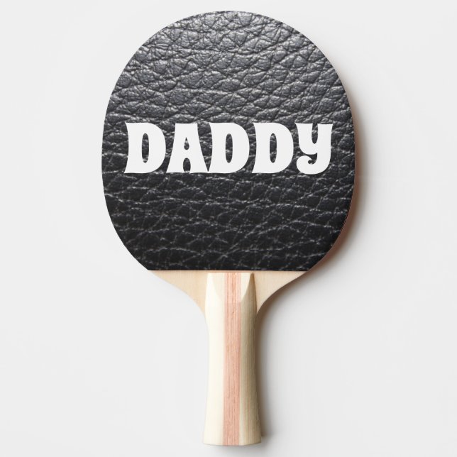 LÄDERUTSEENDE KONSTLAJDER DOMINERANDE PING PONG PA PINGISRACKET (Framsidan)