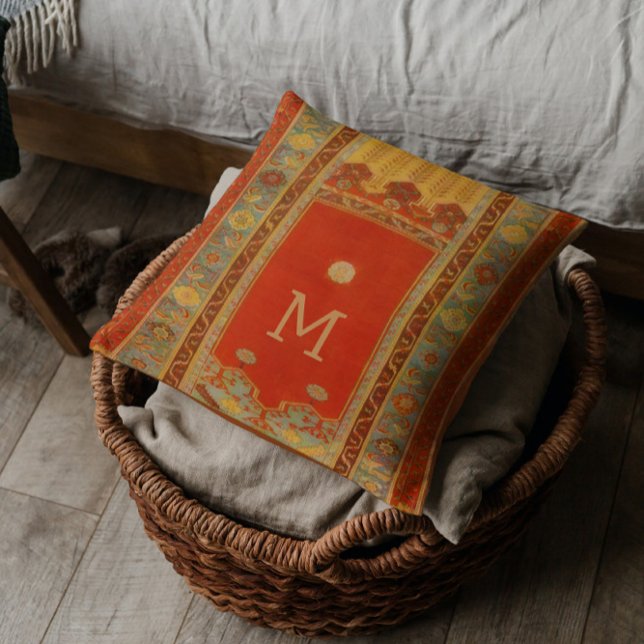 Ladik stil - monogrammat kudde (Skapare uppladdad)