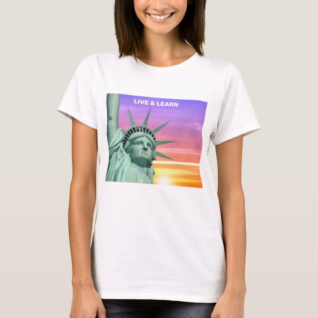 Lady Liberty och Sunrise T-Shirt (Framsida)