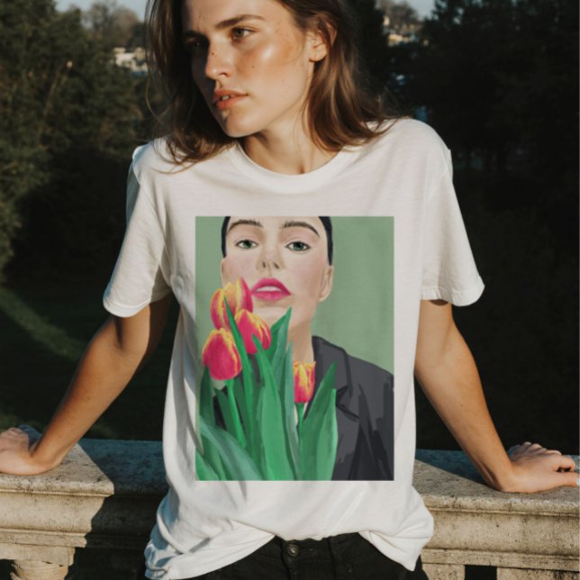 Lady med tulip Green & Orange Modern Graphic T Shirt (Chic, fashionable, elegant, modern with lady in red orange tulip graphic hand-drawn painting.)