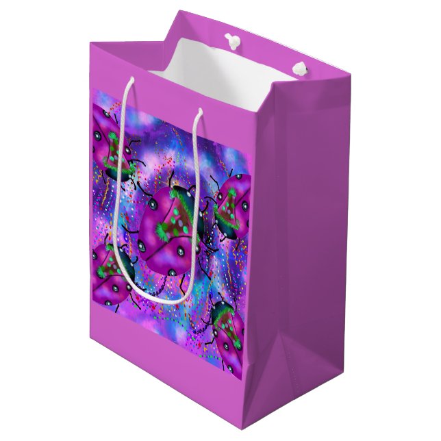 LADYBUG ART (Framsidan Vinklad)