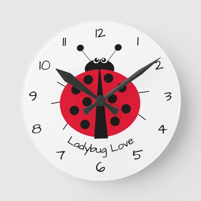 Ladybug Love Girly Fun Cute Cartoon Round Clock Rund Klocka (Framsida)