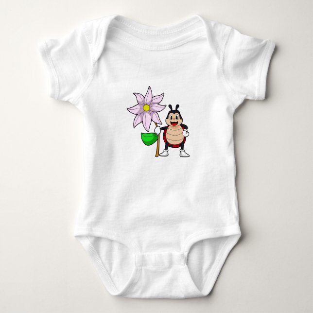 Ladybug med Flower.PNG T Shirt (Framsida)