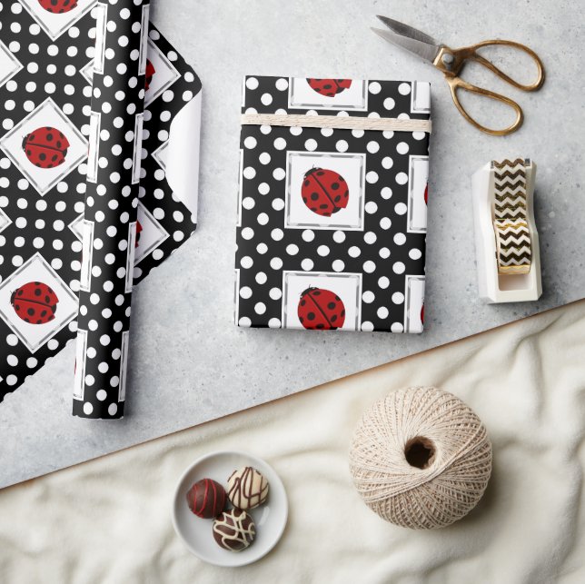 Ladybug och Polka-dot Wrapping Papper Presentpapper (Hantverk)