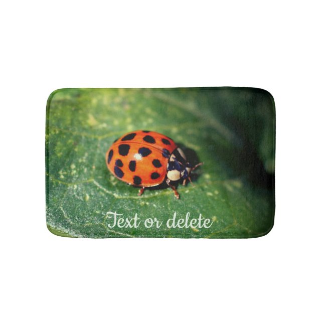 Ladybug på Personligen Löv Close Up Badrumsmatta (Framsidan)