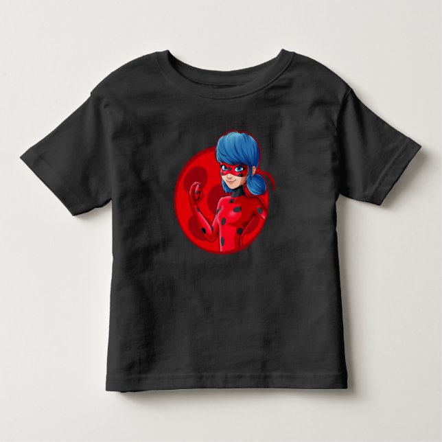 Ladybug Red Badge T Shirt (Framsida)