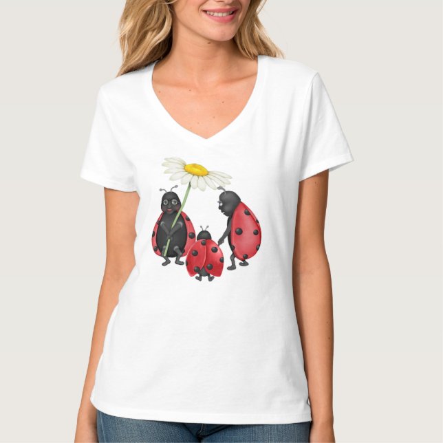 Ladybug Stroll Tee Shirt (Framsida)