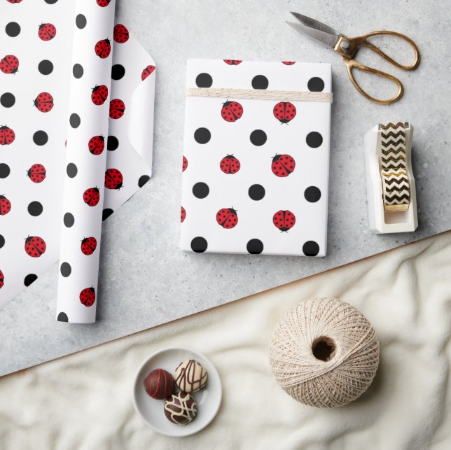 Ladybugs retro polka dots presentpapper (Hantverk)