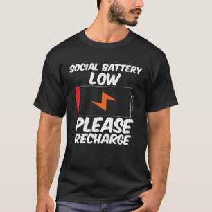Låg batterinivå för Social-batteri Läs om Introver T Shirt