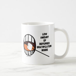 Låg mängd uppskjuten ratificering inuti kaffemugg