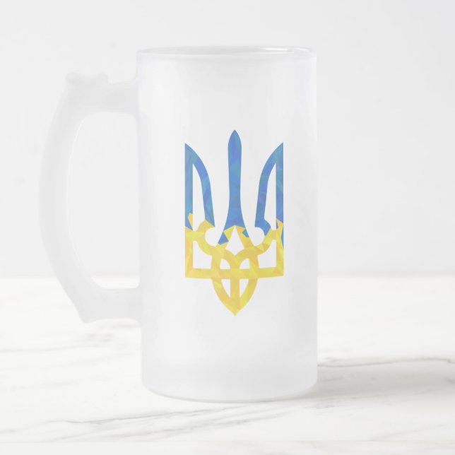 Låg polygonisk ukrainsk trident frostat ölglas (Vänster)