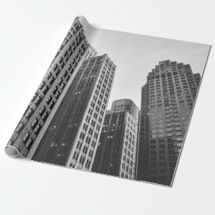 LÅG VINKEL GRAYSCALE-FOTOGRAFI AV HÖG STIGA UPP BY PRESENTPAPPER