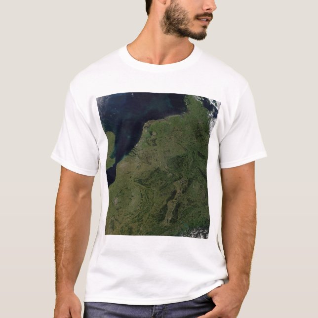Låga Land T-shirt (Framsida)
