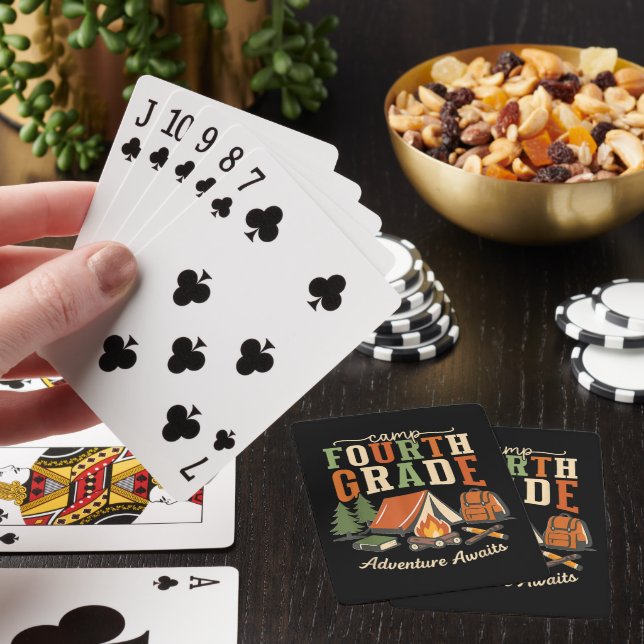 Läger Fjärde Klass Äventyr Väntar 4:e Klass Casinokort (På plats)