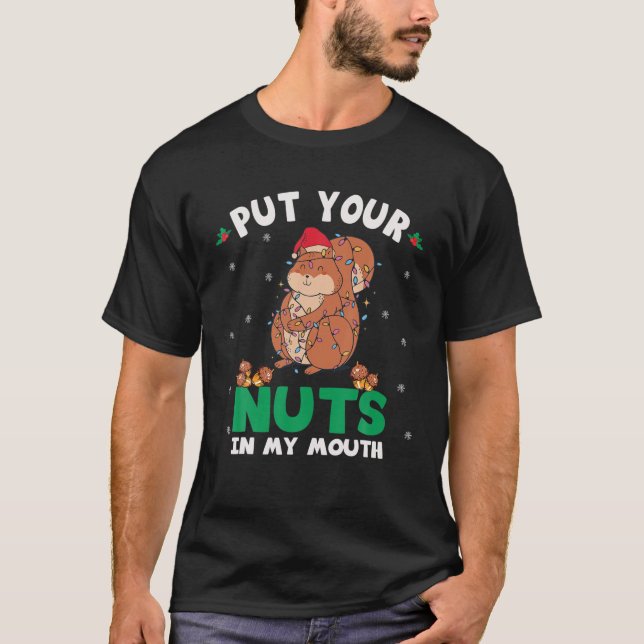 Lägg din Nöt i min munekorre Julnätt T Shirt (Framsida)