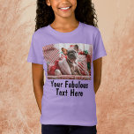 Lägg till bild Anpassningsbar och texttext Lavende T Shirt<br><div class="desc">Skapa dina egna specialpresenter, Lägg till bild och Text på personligens lavender till skjortan. Gör enkelt din egen coola t-shirt-design. Personlig barn i skjortan finns också för pojkar, manar och kvinnor, i olika val i färg. Perfekt för möhippa party (som anpassningsbar för blommigt av flickor), skolarrangemang, företag party, roliga skämt,...</div>