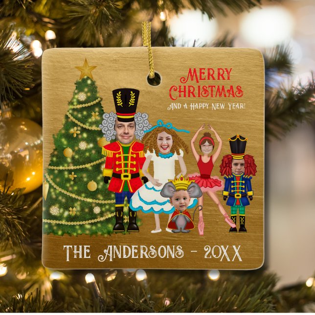 Lägg till din Ansikte Nutcracker-familj med fem Julgransprydnad Keramik (Skapare uppladdad)