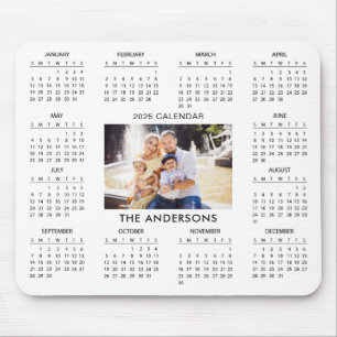 Lägg till din egen familjefoto 2025-kalender musmatta