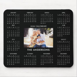 Lägg till din egen familjefoto 2026 Kalender | Musmatta