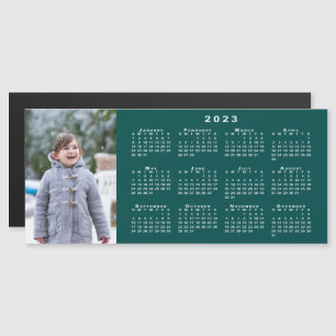 Lägg till din foto 2023-kalender på skalmagnet