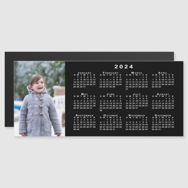 Lägg till din foto 2024-kalender på svart magnet (Fram/baksida)