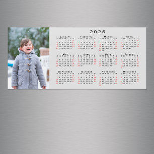 Lägg till din foto 2025-kalender på Grått Magnet