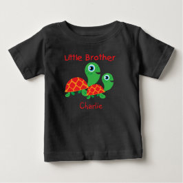 Lägg till en anpassad liten bror i Turtles Little T-shirt