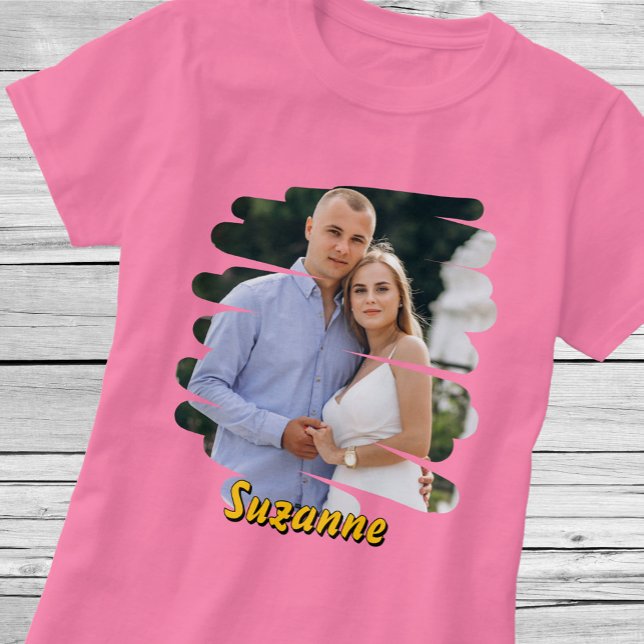 Lägg till foto och Namn. Anpassningsbar Personlig  T Shirt (Skapare uppladdad)