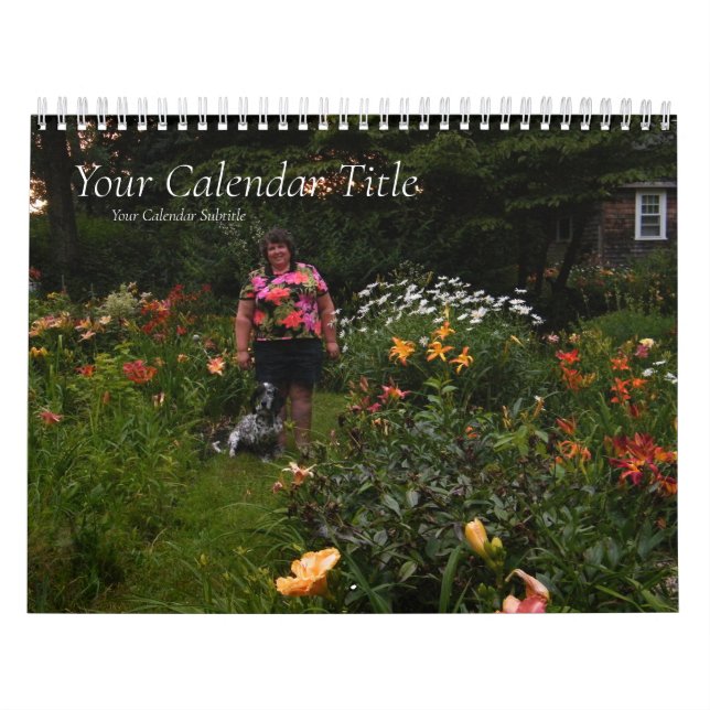 Lägg till foton och text i anpassadets kalender (Omslag)
