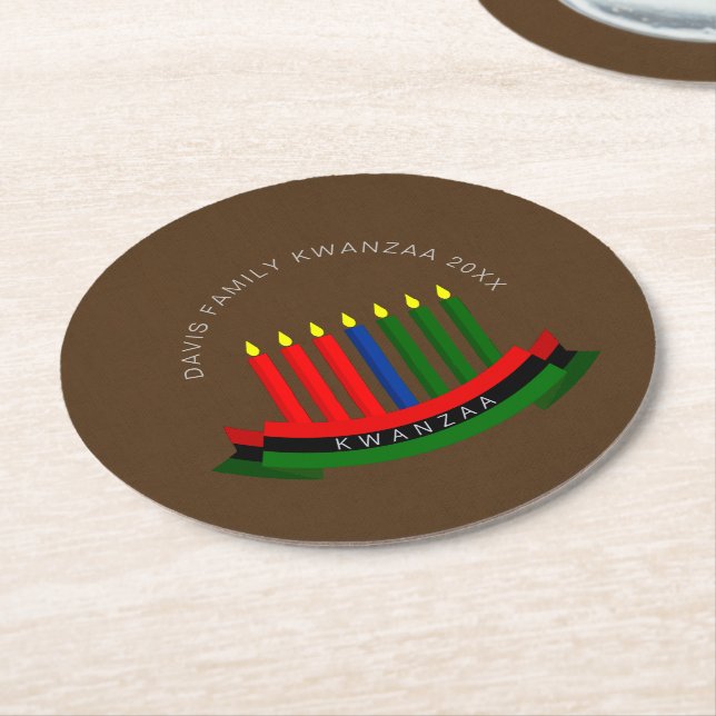 Lägg till Namn År Kwanzaa Candles Underlägg Papper Rund (Vinklad)