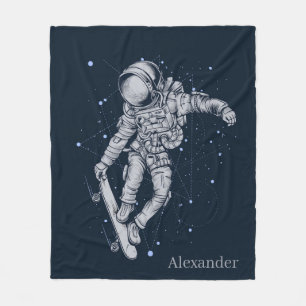 Lägg till Namn Astronaut Skateboarder på Midnight Fleecefilt