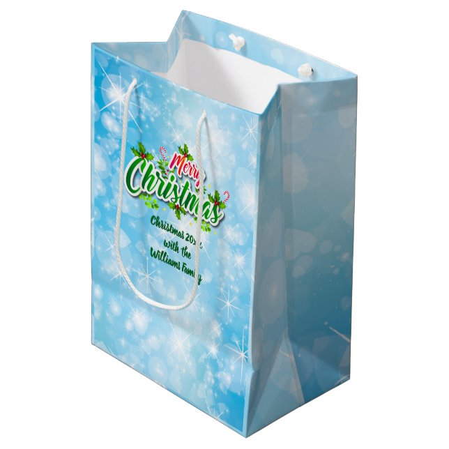 Lägg till Namn matchande God jul Blue Medium Gift (Framsidan Vinklad)