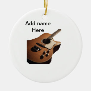 Lägg till namn-text brun akustisk gitarr, redigerb julgransprydnad keramik