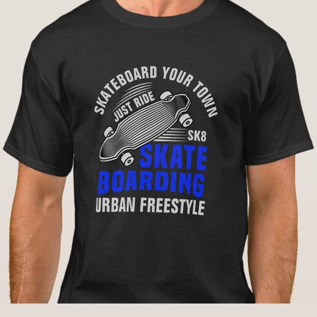 Lägg till Namn-textskateboard Freestyle T Shirt (Skapare uppladdad)