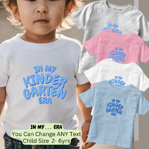 Lägg till Ord i min Anpassningsbar KINDERGARTEN ER T Shirt