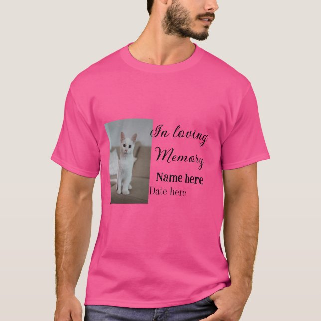 Lägg till pet namn i minnesminnet t shirt (Framsida)