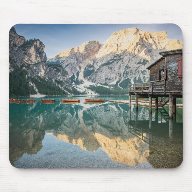 Lago di Braies i Dolomites i Italien Musmatta (Framsidan)