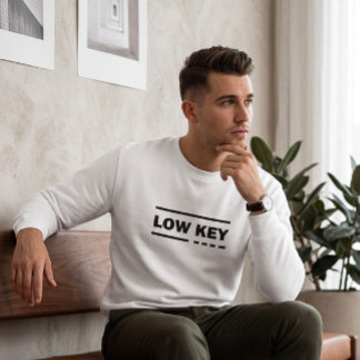 Lågprofilig minimalistisk vit crewneck-sweatshirt lång ärmad tröja