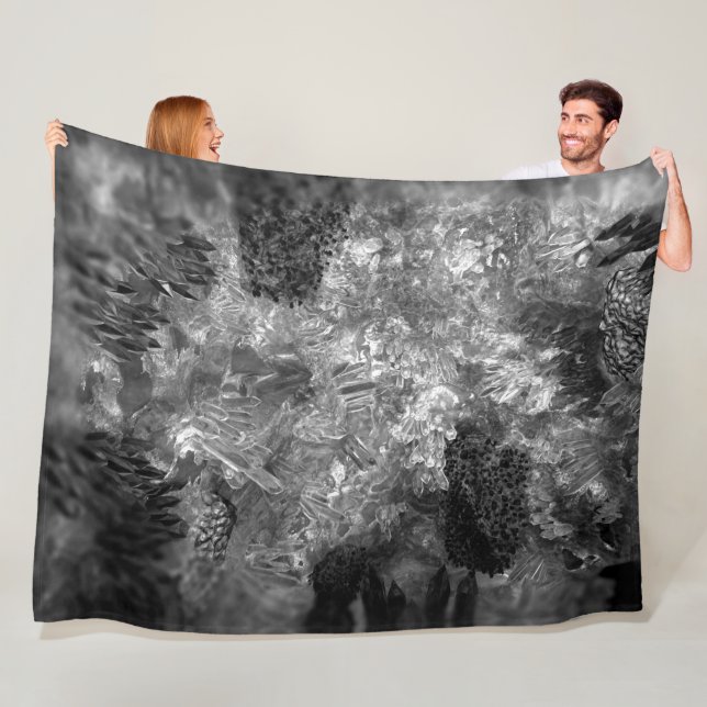 Lagrar av Crystals Grått Fleecefilt (På plats)