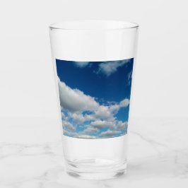 Lagrar av moln glaskopp