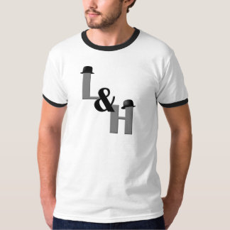Lagrar och härdat - initialer och kastarear tee