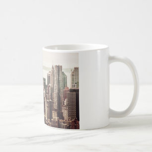 Lägre Manhattan horisont - beskåda från Midtown Kaffemugg