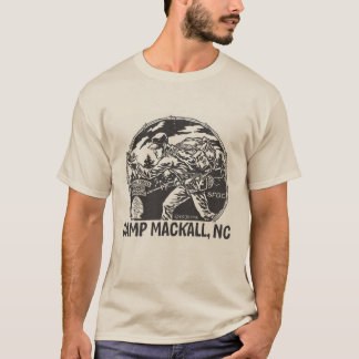 "Lägret Mackall" - den trefaldiga canopyen - T Shirt