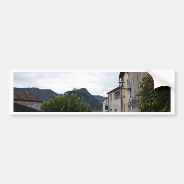 Laino Borgo Bildekal (Framsidan)