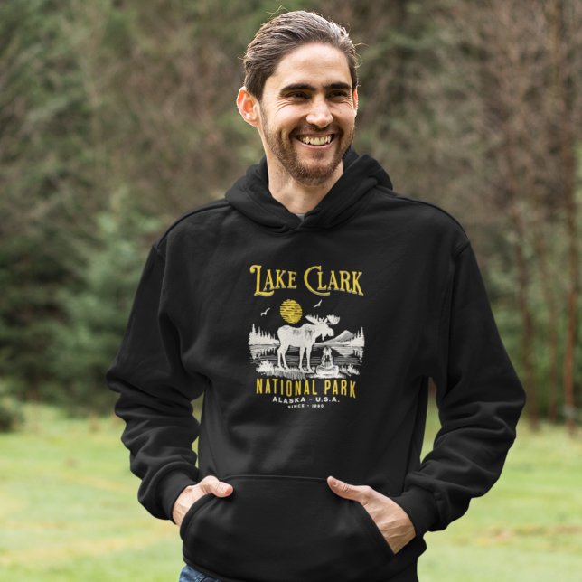 Lake Clark National Park Retro Woodland Scene Hoodie (Skapare uppladdad)