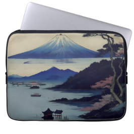 Lake, Pine and Mountain - Japan Laptop Fodral