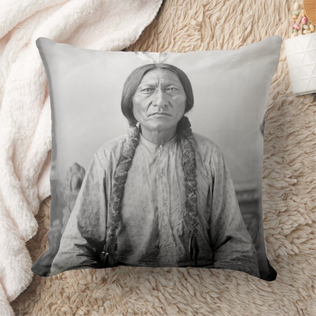 Lakota Leader Sitta Bull Native Indian Kudde (Filt)