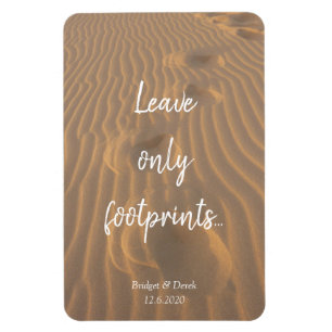 Lämna Only Footprint Beach Quote Magnet